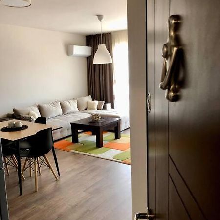 Luxury Apartment Pazardzhik Exterior photo